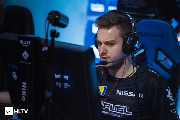 HObbit ：动作模型更新后降低了击杀大拉出来的敌人的难度