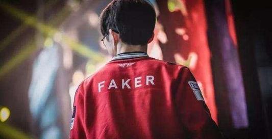 Los Ratones 和 Los Heretics 赢得胜利，晋级 EMEA Masters 2025 夏季四分之一决赛