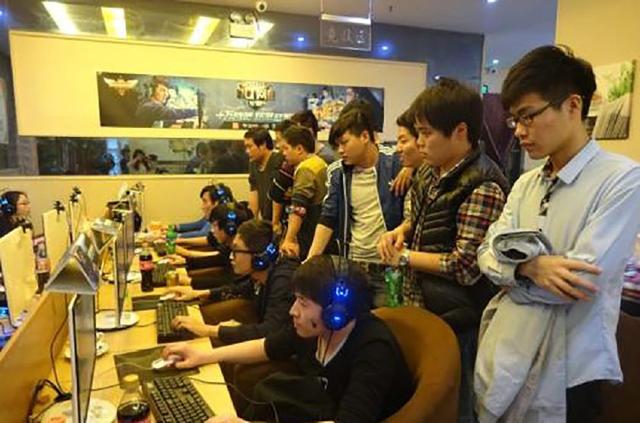 又玩租借大法？PSG宣布AD选手因病缺席，将由租借选手替补